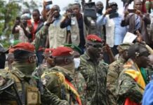 En Guinée, le chef putschiste Mamady Doumbouya promet un gouvernement “d’union nationale”