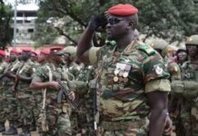 Gendarmerie nationale : des officiers supérieurs prêtent serment devant le colonel Mamadi Doumbouya.