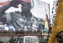 La CEDEAO interdit les putschistes de voyager: «je me sens mieux en Guinée que n’importe où», réagit Mamadi Doumbouya