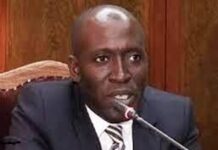 Khalifa Gassama Diaby, ancien ministre: “les coups d’État ne sont jamais la victoire de la démocratie…”