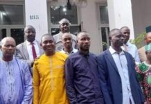 Un journaliste convoqué dans un camp militaire: l’affaire se règle enfin à la HAC