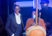 Musique guinéenne : Tibou Kamara jette son regard sur les 30 ans de carrière d’Ibro Diabaté