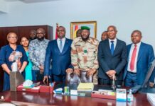 Primature: Dr Bernard Goumou passe le témoin à Bah Oury