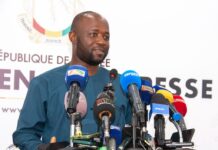 Fonction publique locale: 10 000 enseignants contractuels retenus par l’État