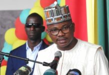 Avant-projet de la nouvelle constitution : le président du CNT en explique les innovations aux populations de Coyah