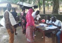 Elections législatives et communales : Communiqué relatif à la désignation des délégués des bureaux de vote des candidats et listes de candidats