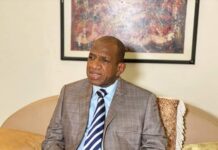 Décès de Sidya Touré : Kabiné Komara rend hommage à l’ancien Premier ministre guinéen