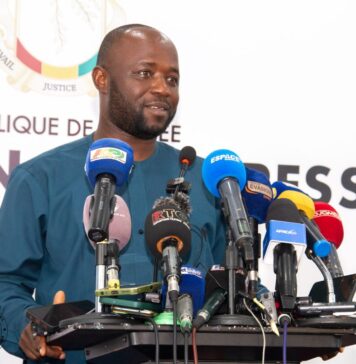Fonction publique : les précisions du ministre Faya François Bourouno sur le recrutement en vue